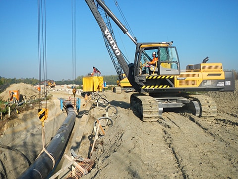 Трубоукладчик volvo pl4809d